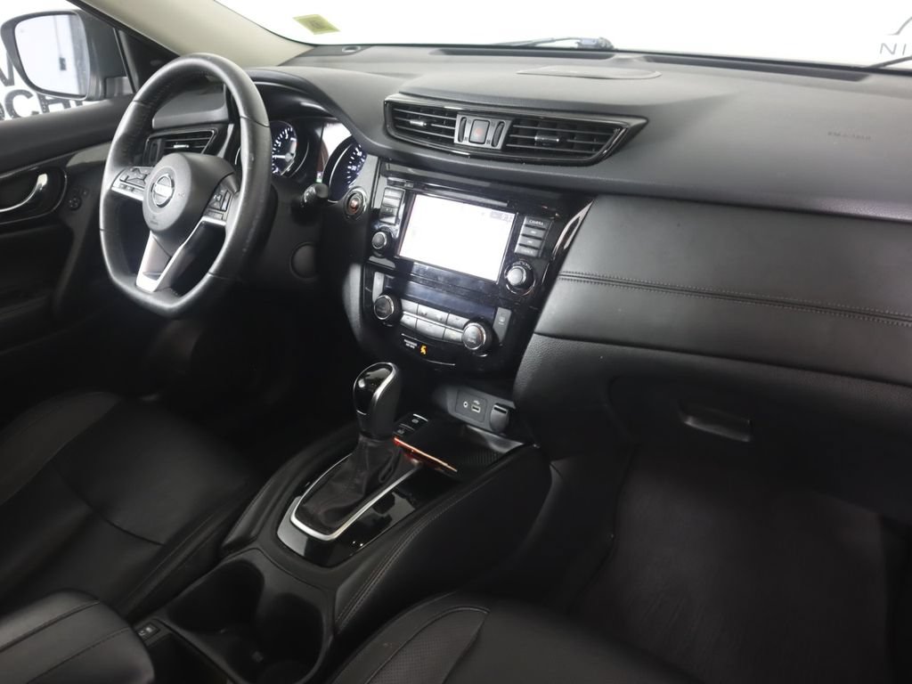 Used 2019 Nissan Rogue SL w/ Premium Package AWD/4WD image 23
