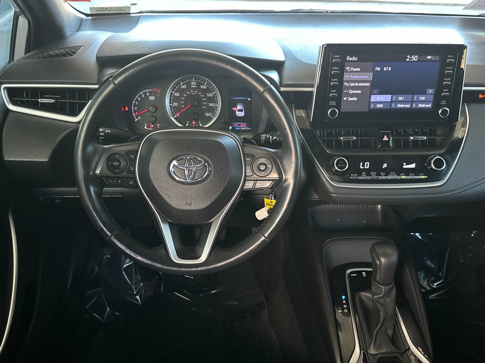 Used 2020 Toyota Corolla SE w/ Carpet Mat Package (TMS) FWD image 13