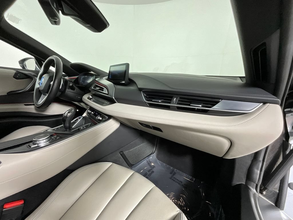 Used 2015 BMW i8 AWD/4WD image 19