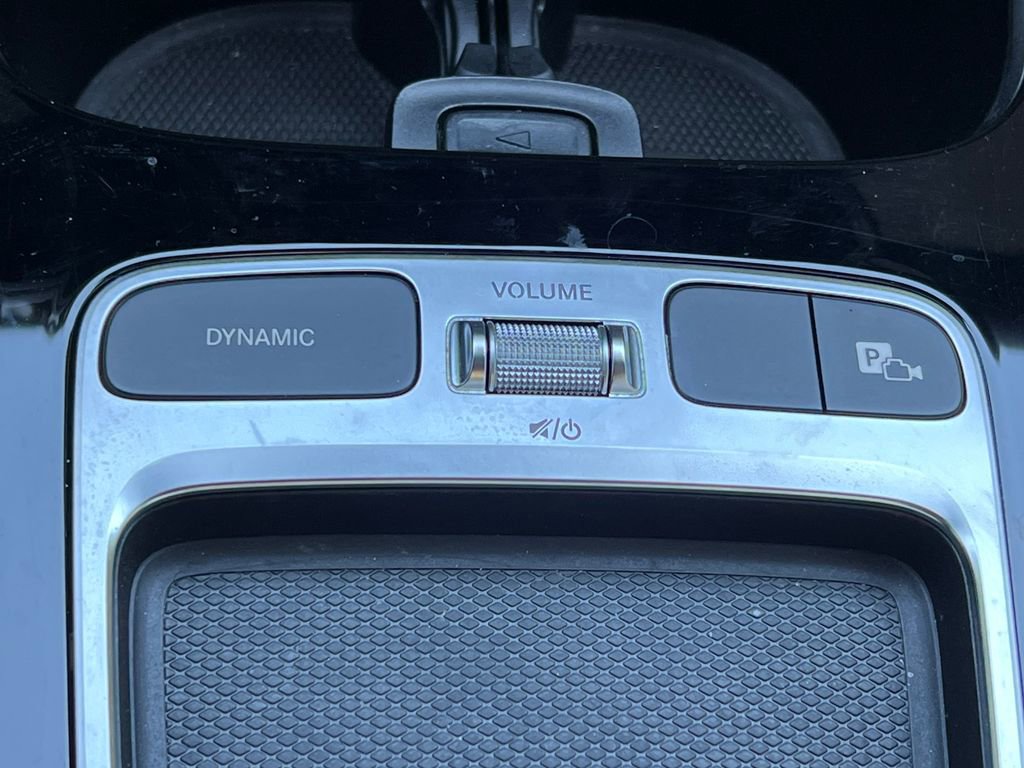 Used 2025 Mercedes-Benz GLA 250 4MATIC image 29