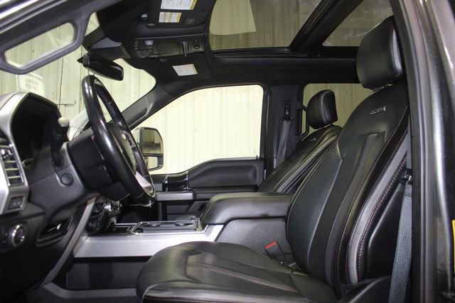 Used 2020 Ford F250 Platinum w/ FX4 Off-Road Package AWD/4WD image 10