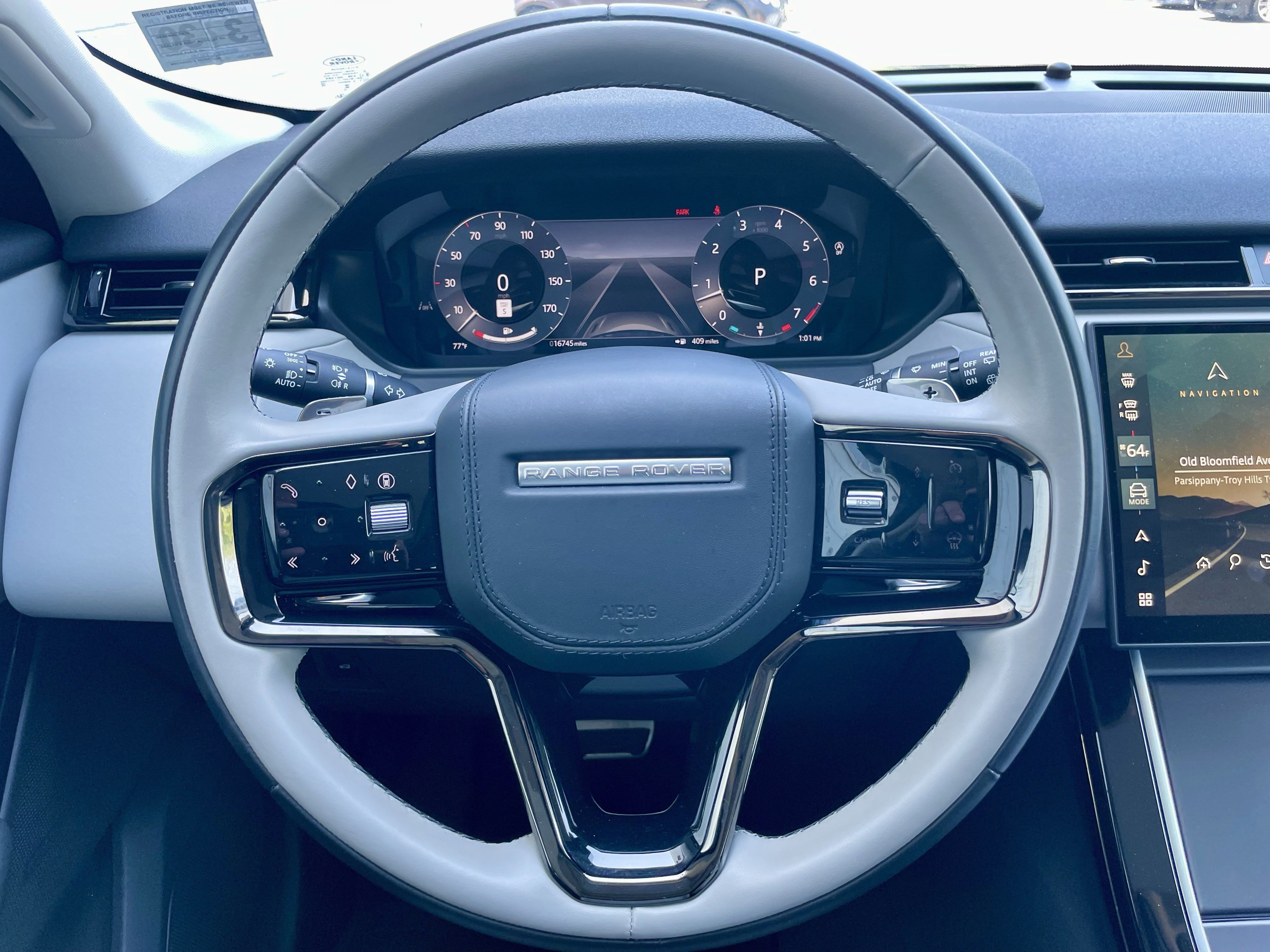 Certified 2025 Land Rover Range Rover Velar Dynamic SE AWD/4WD image 21