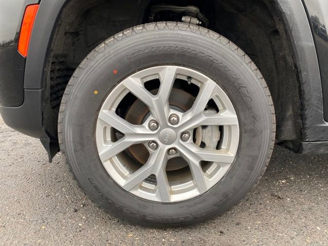 Used 2023 Jeep Grand Cherokee Limited image 22