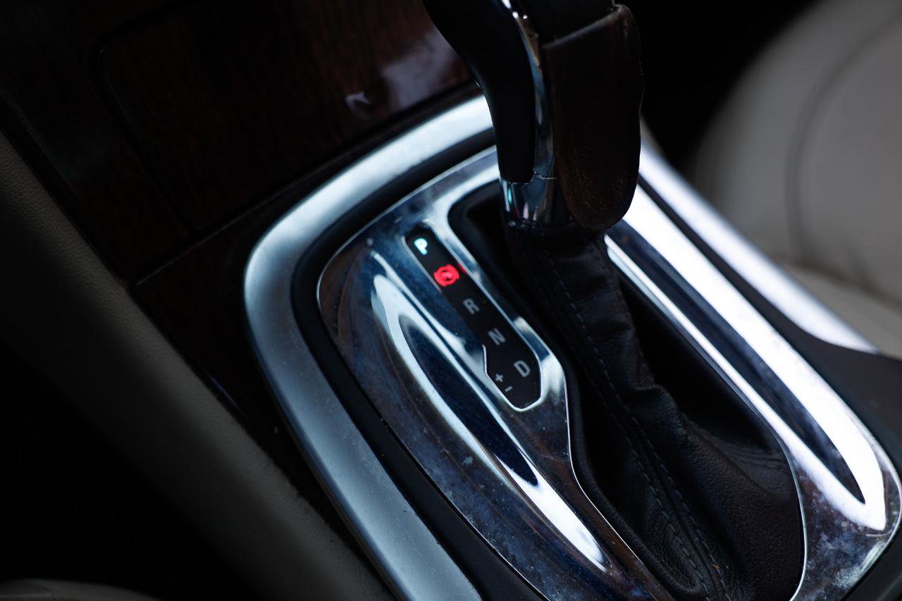 Used 2013 Buick Regal Premium image 34