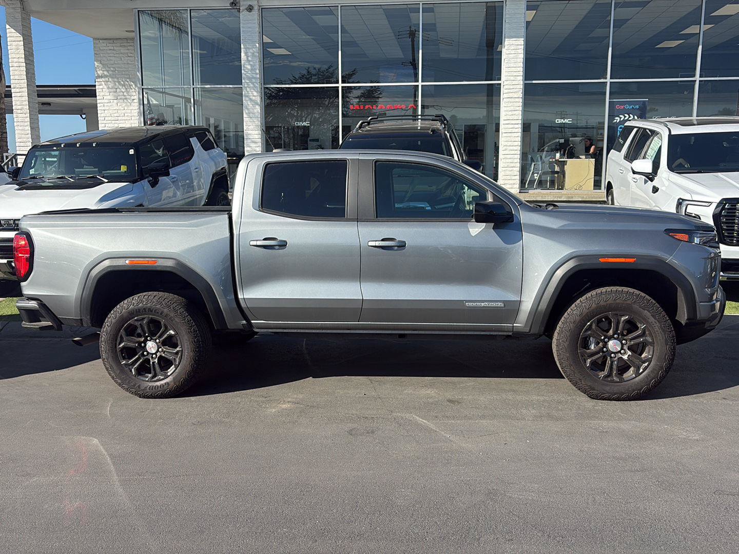 Used 2023 GMC Canyon Elevation w/ Convenience Package RWD image 4
