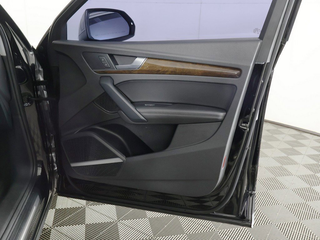 Used 2020 Audi Q5 2.0T Premium Plus image 25