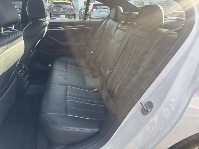 Used 2019 BMW 530i xDrive w/ Convenience Package AWD/4WD image 25