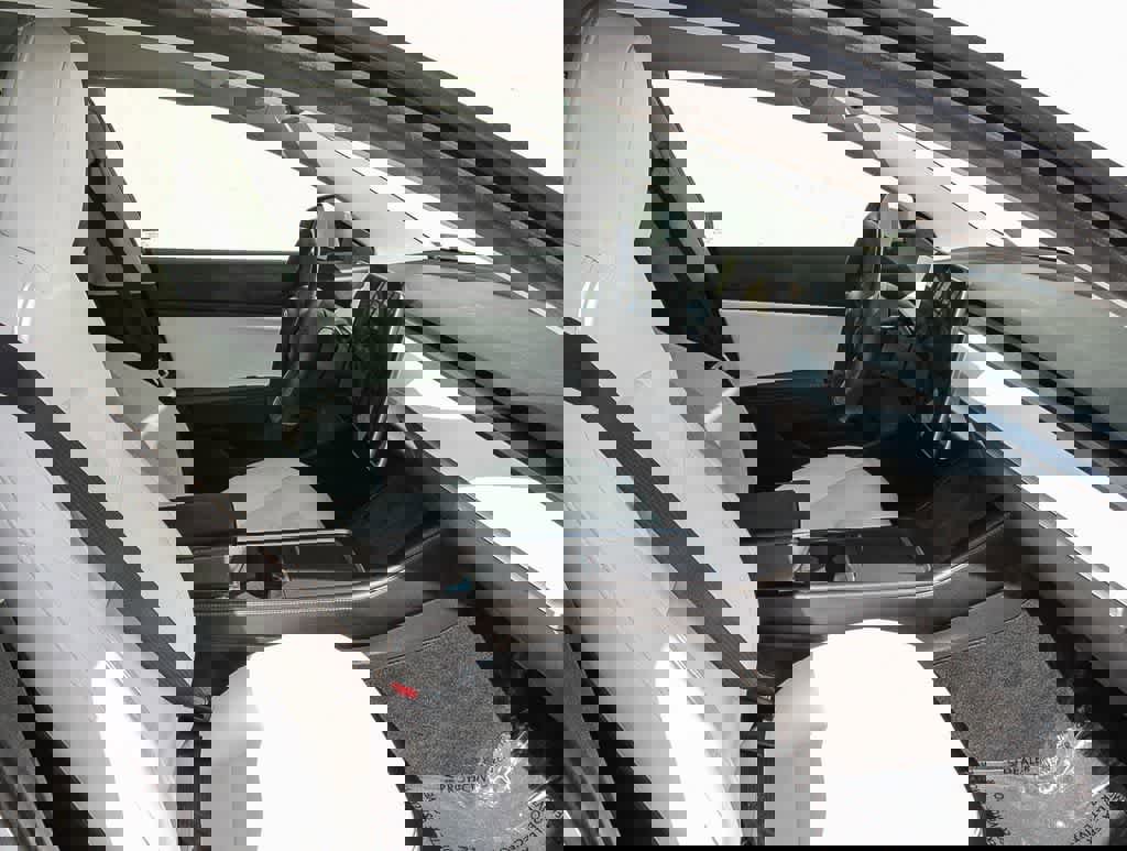 Used 2021 Tesla Model 3 Long Range image 16