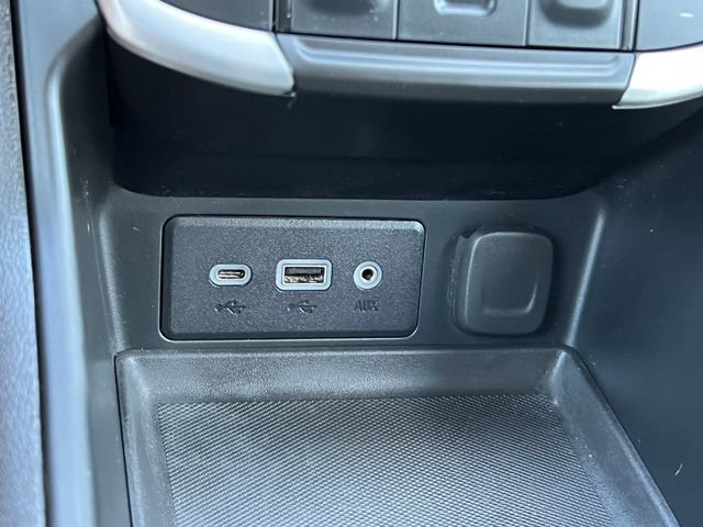 Used 2023 GMC Terrain SLE w/ Driver Convenience Package AWD/4WD image 28