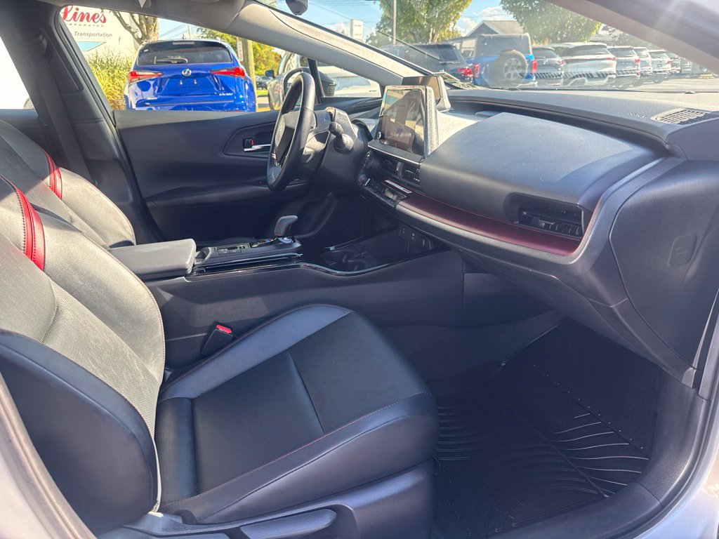 Certified 2023 Toyota Prius Prime FWD image 23