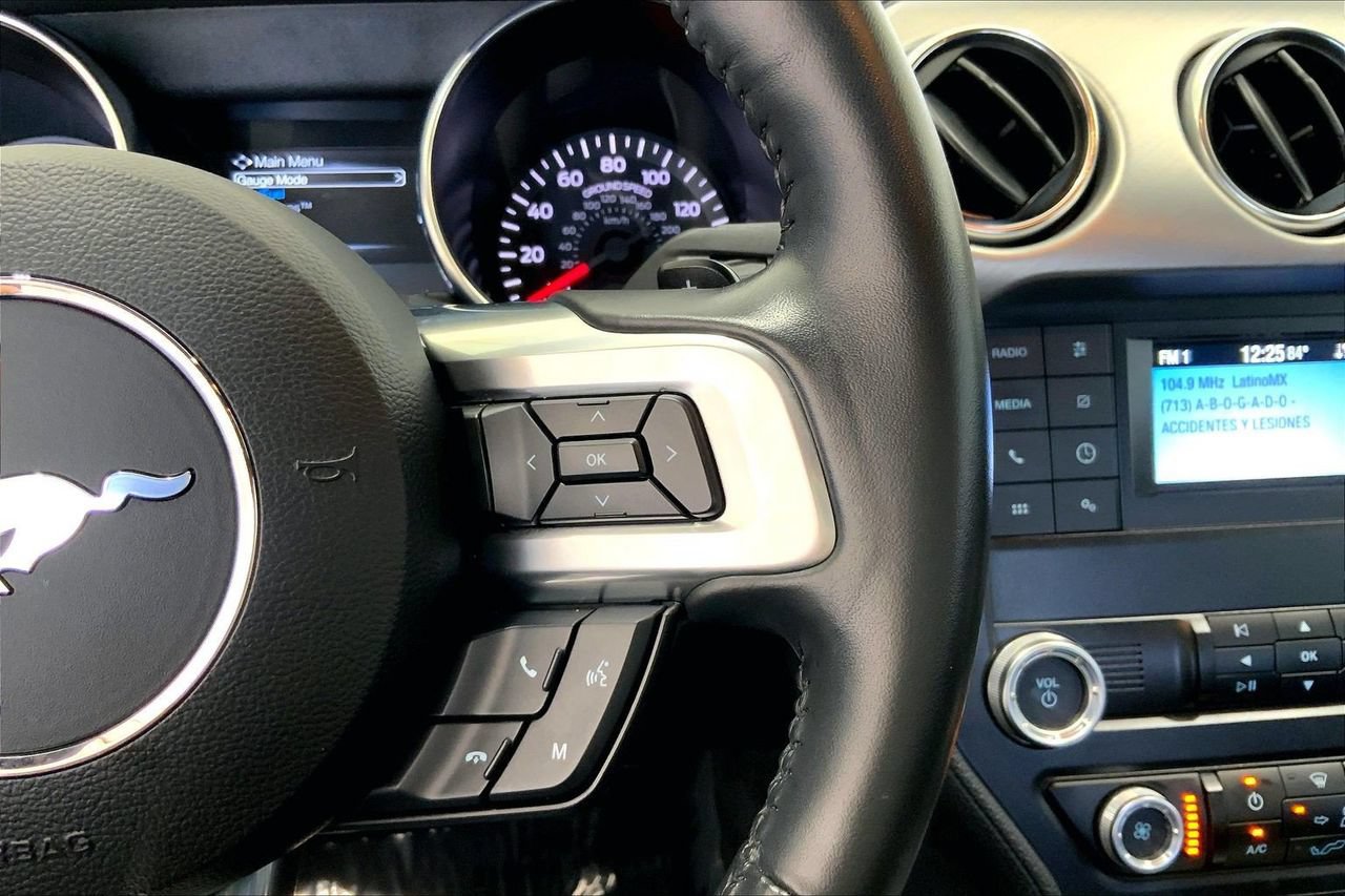 Used 2022 Ford Mustang GT RWD image 22