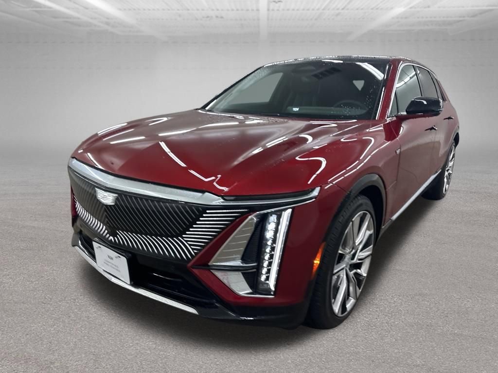 Used 2025 Cadillac Lyriq Luxury w/ LPO, Floor Liner Package AWD/4WD image 5