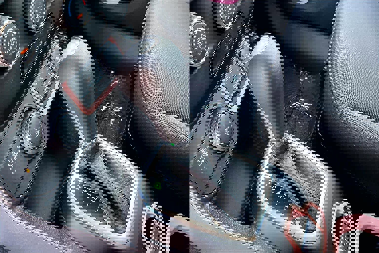 Used 2018 Jeep Renegade Sport w/ Power & Air Group image 16