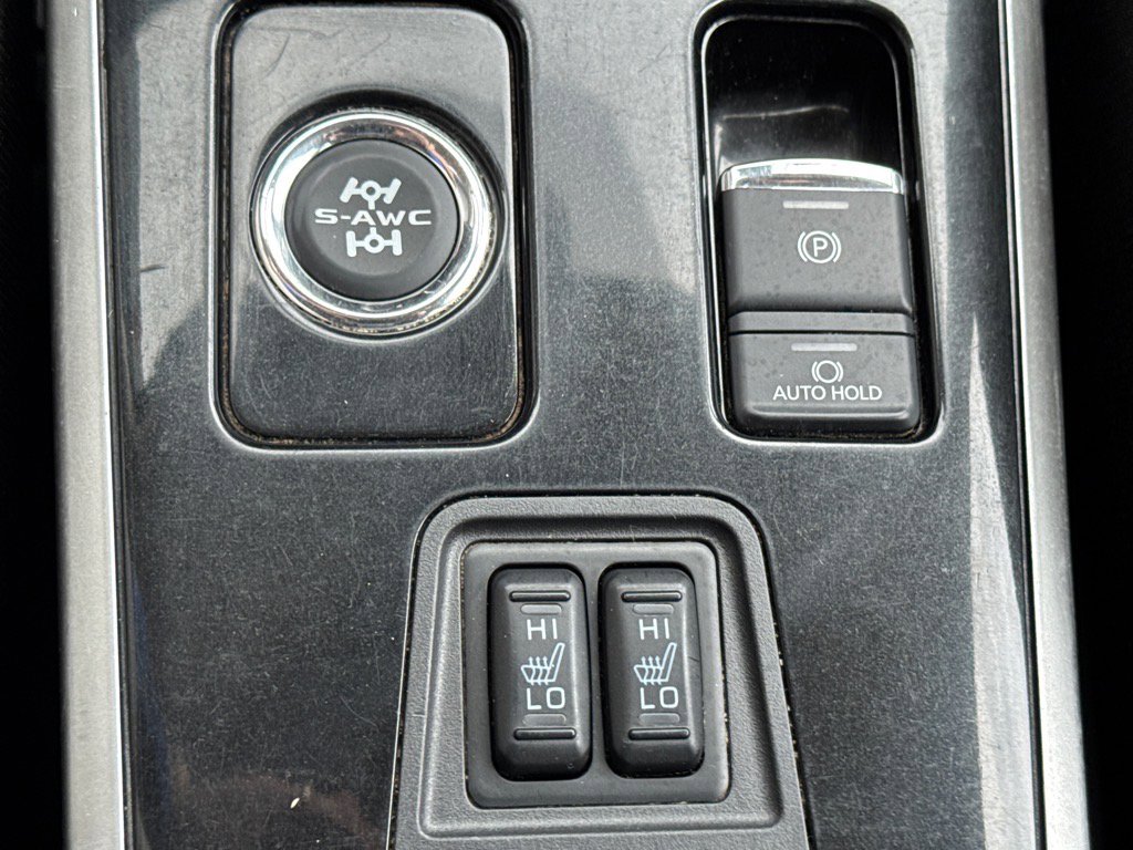 Used 2020 Mitsubishi Outlander ES image 13