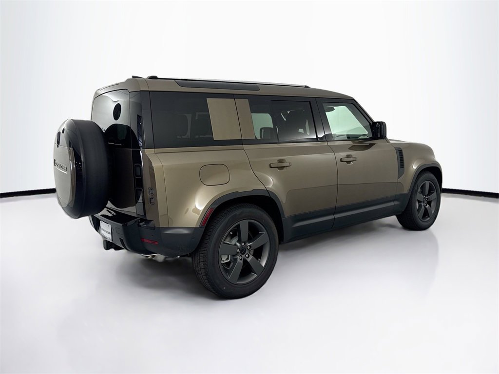New 2026 Land Rover Defender 110 S image 5