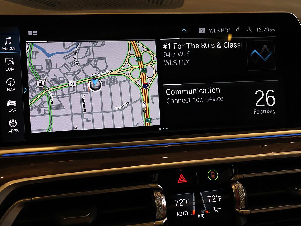 Used 2023 BMW X5 xDrive45e w/ Executive Package image 16