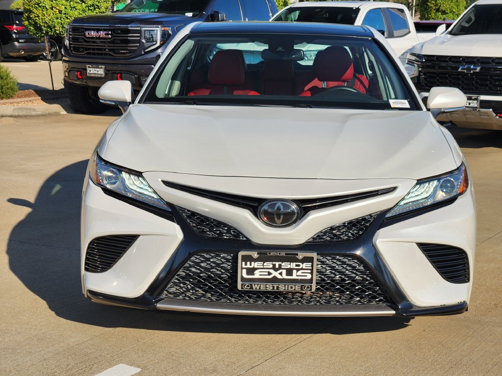 Used 2020 Toyota Camry XSE FWD image 2