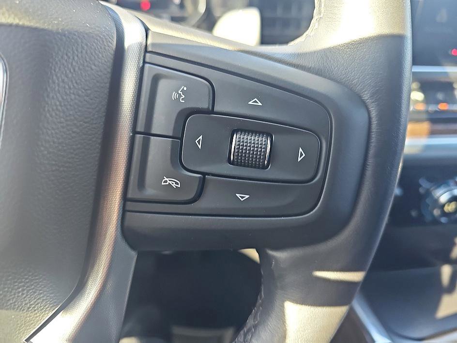 Used 2022 GMC Sierra 1500 Elevation w/ Preferred Package image 22