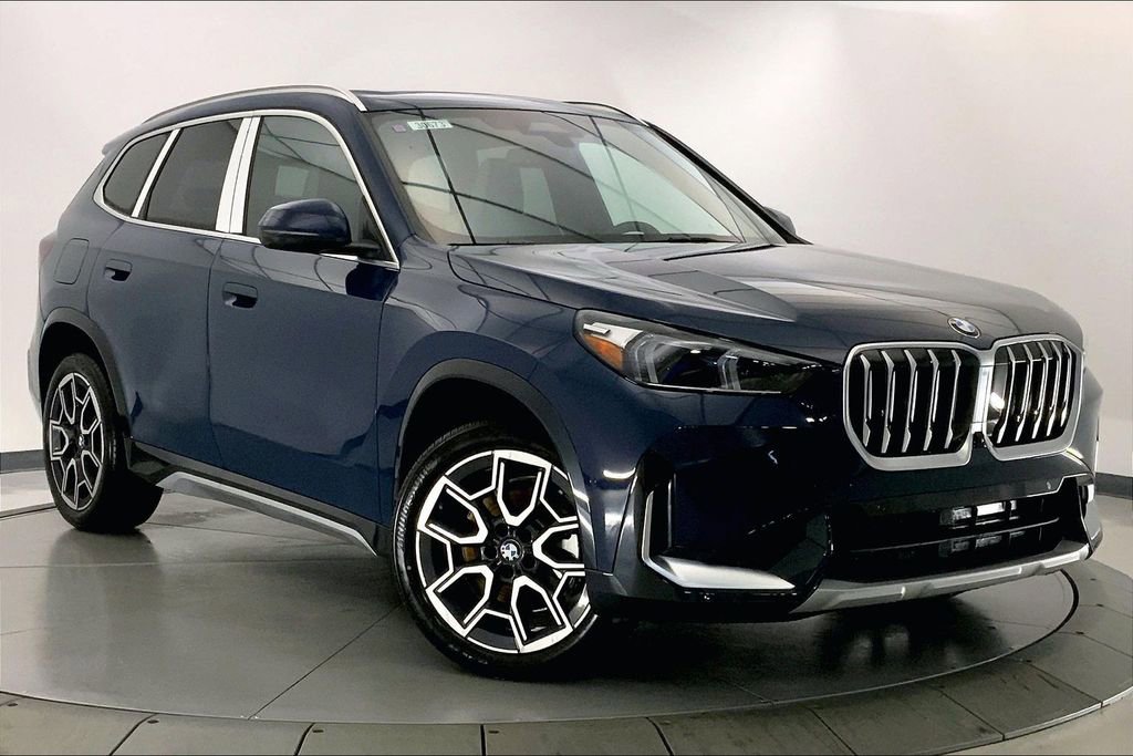 New 2026 BMW X1 xDrive28i w/ Technology Package image 1
