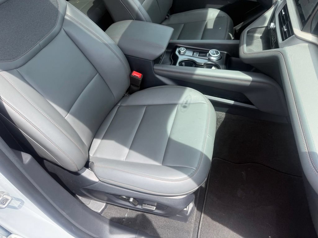 New 2026 Ford Explorer Active w/ Active Comfort Package AWD/4WD image 54