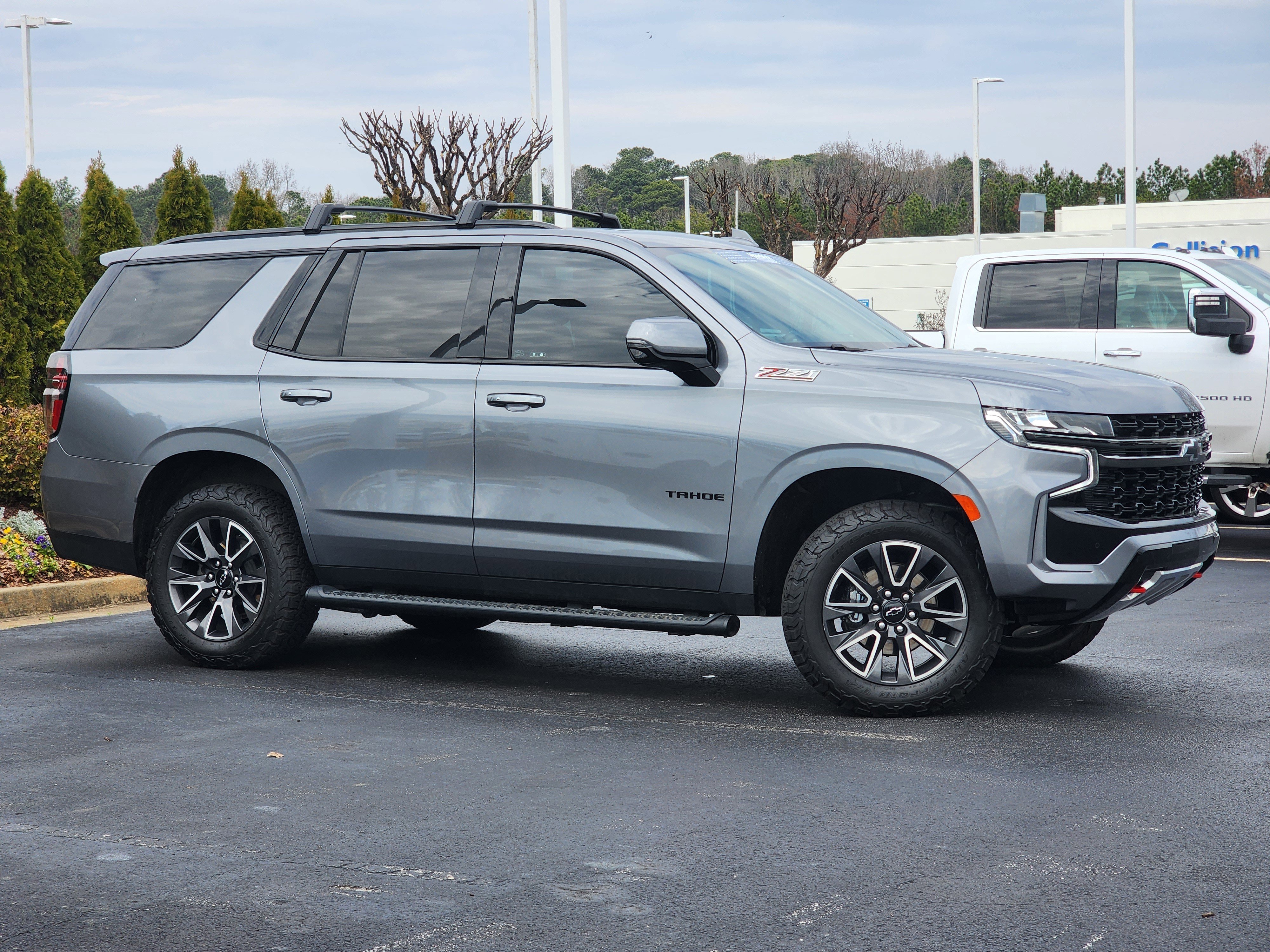 Used 2022 Chevrolet Tahoe Z71 w/ Z71 Off-Road Package image 3