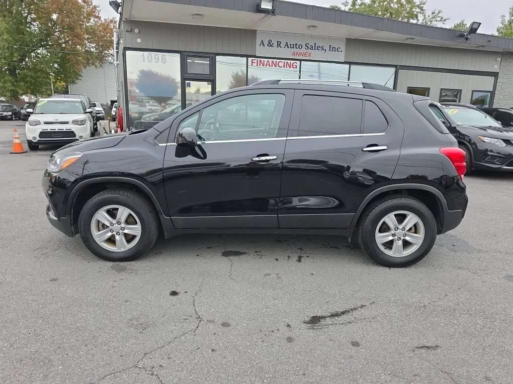 Used 2019 Chevrolet Trax LT w/ Driver Confidence Package AWD/4WD image 4