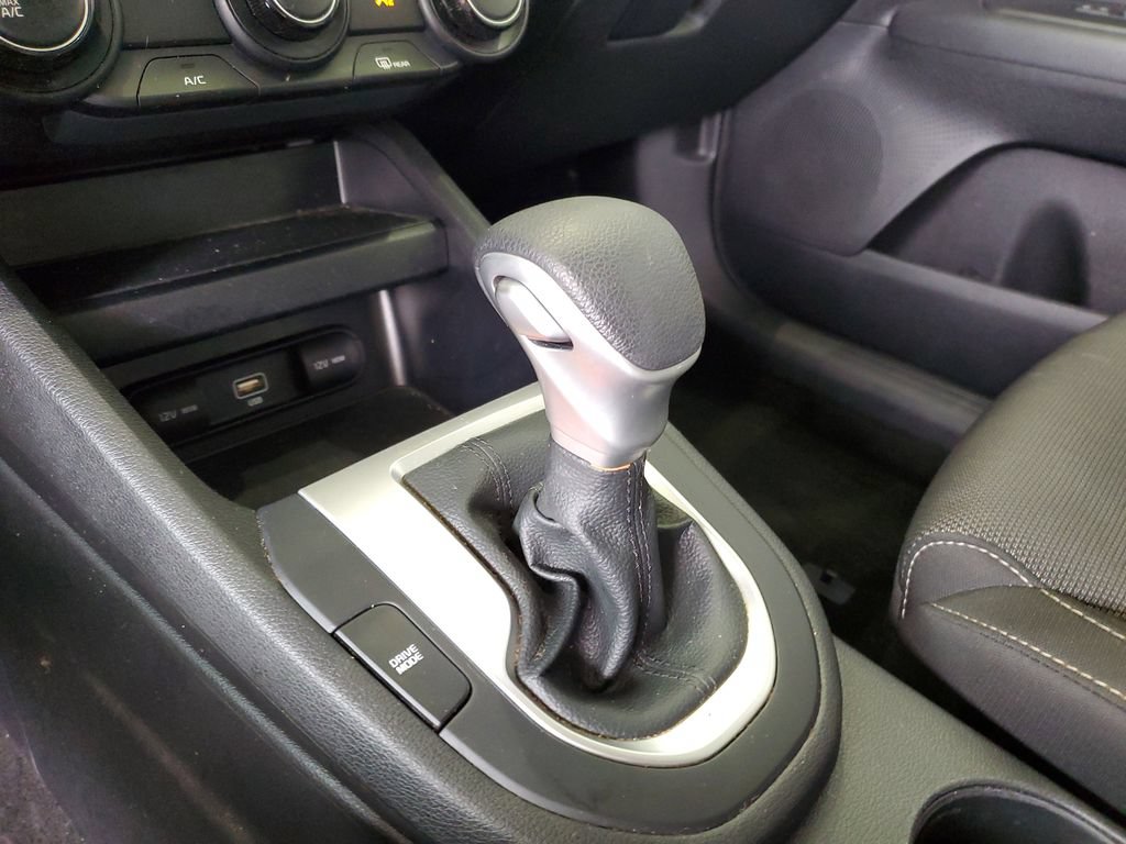 Used 2023 Kia Forte LXS FWD image 29