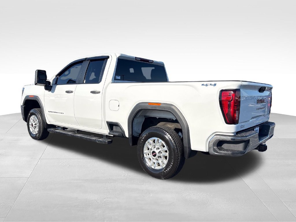 Used 2025 GMC Sierra 2500 Pro AWD/4WD image 3