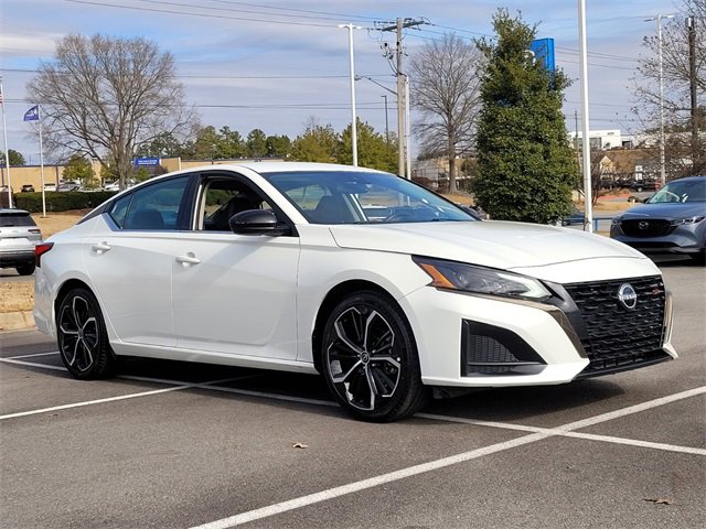 Used 2024 Nissan Altima 2.5 SR image 4