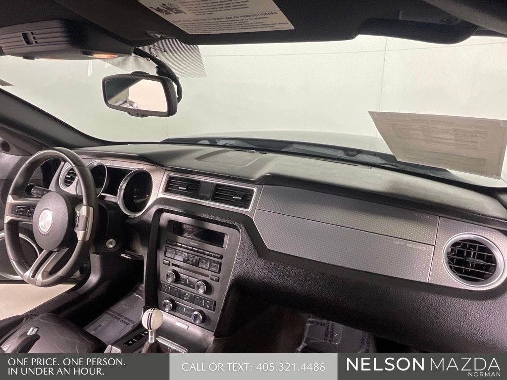 Used 2010 Ford Mustang Shelby GT500 RWD image 24
