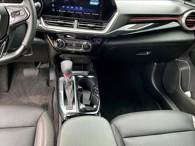 Certified 2024 Chevrolet Trax RS image 24