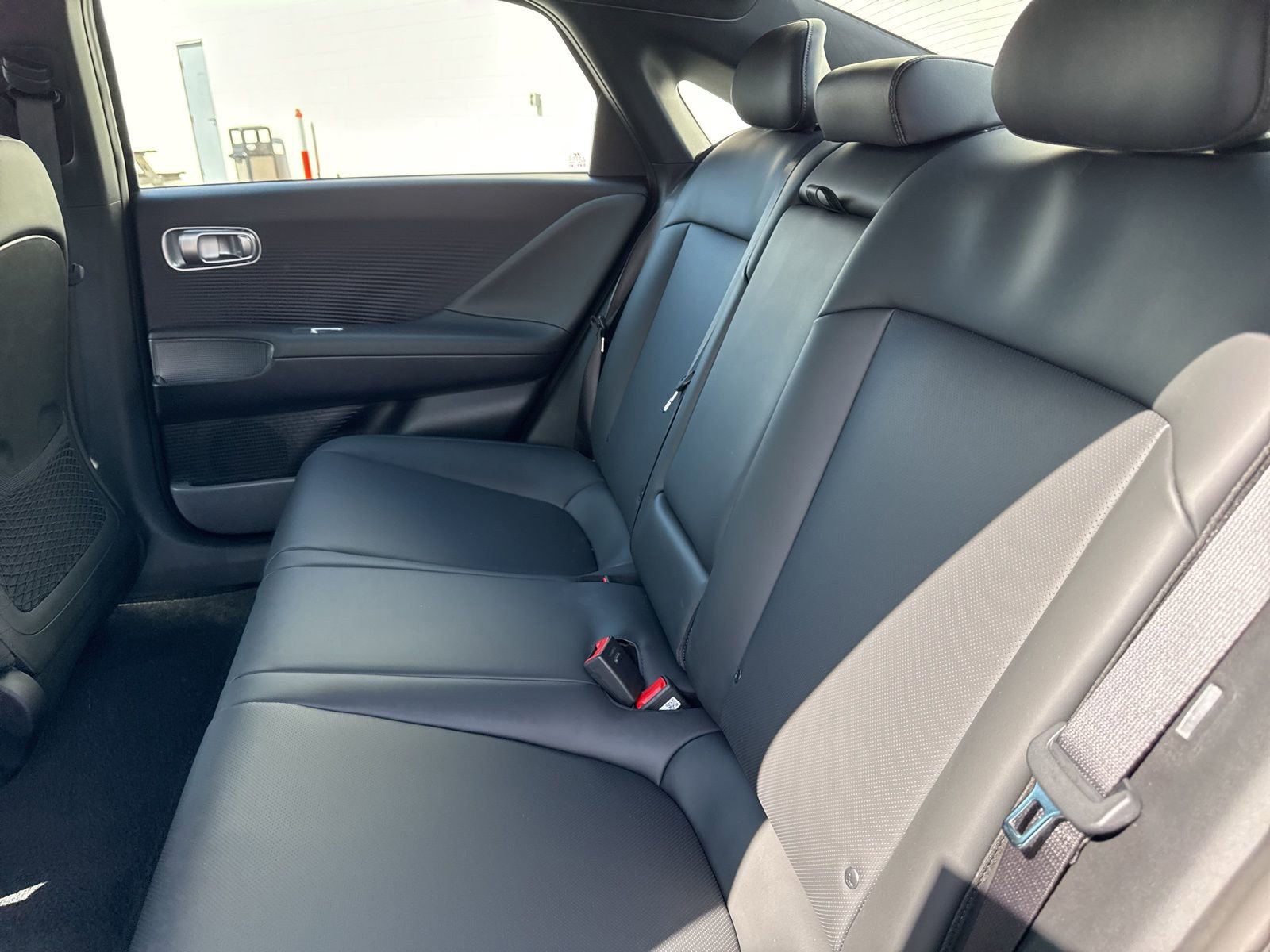 Used 2025 Hyundai Ioniq 6 SEL image 14