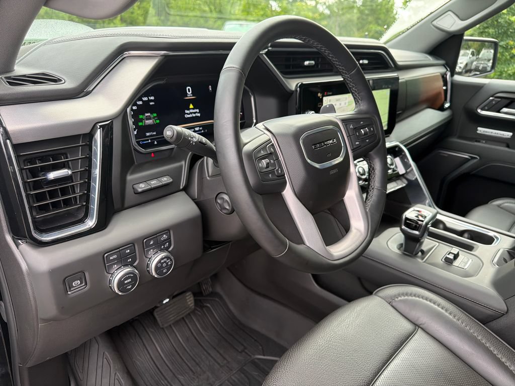 Used 2025 GMC Sierra 1500 Denali w/ Denali Reserve Package AWD/4WD image 18