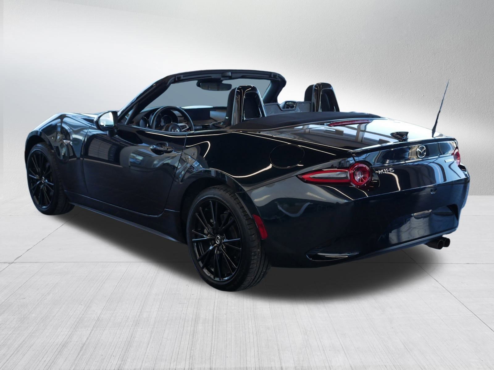Used 2024 MAZDA MX-5 Miata Club image 5