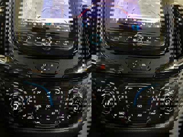 Certified 2023 Chevrolet Equinox Premier image 17