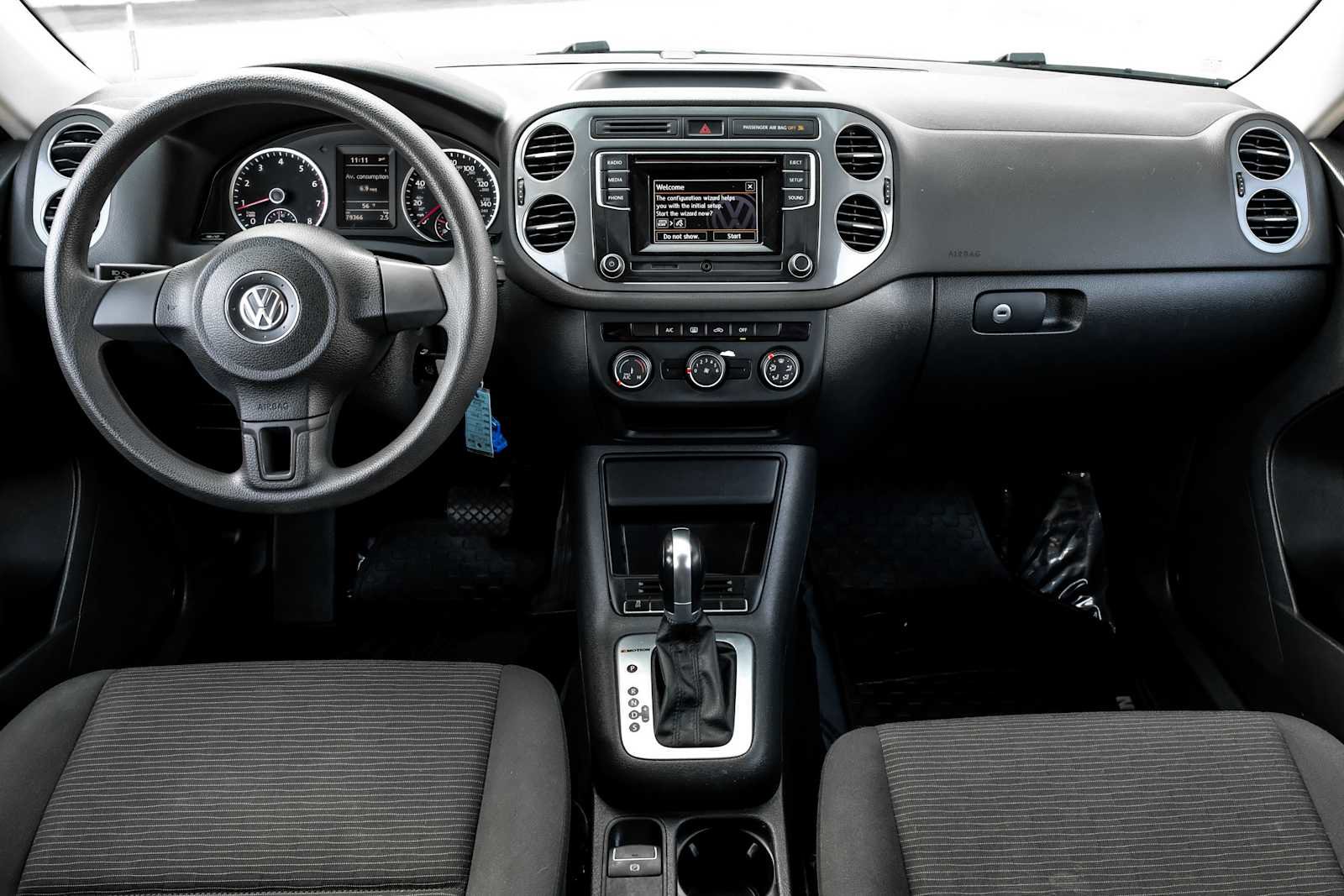 Used 2017 Volkswagen Tiguan S image 14