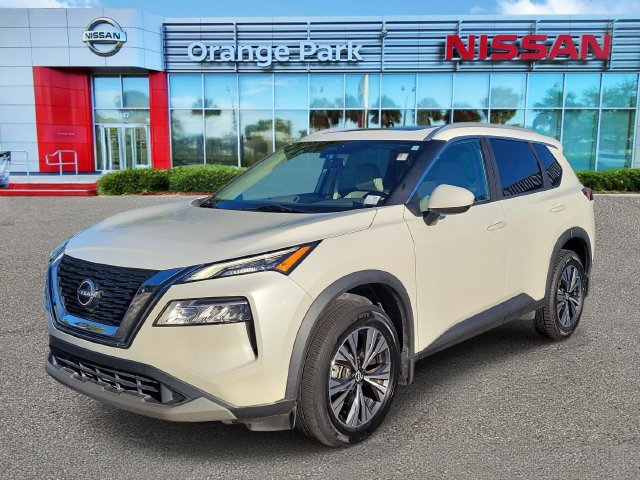 Used 2023 Nissan Rogue SV w/ SV Premium B Package FWD image 4