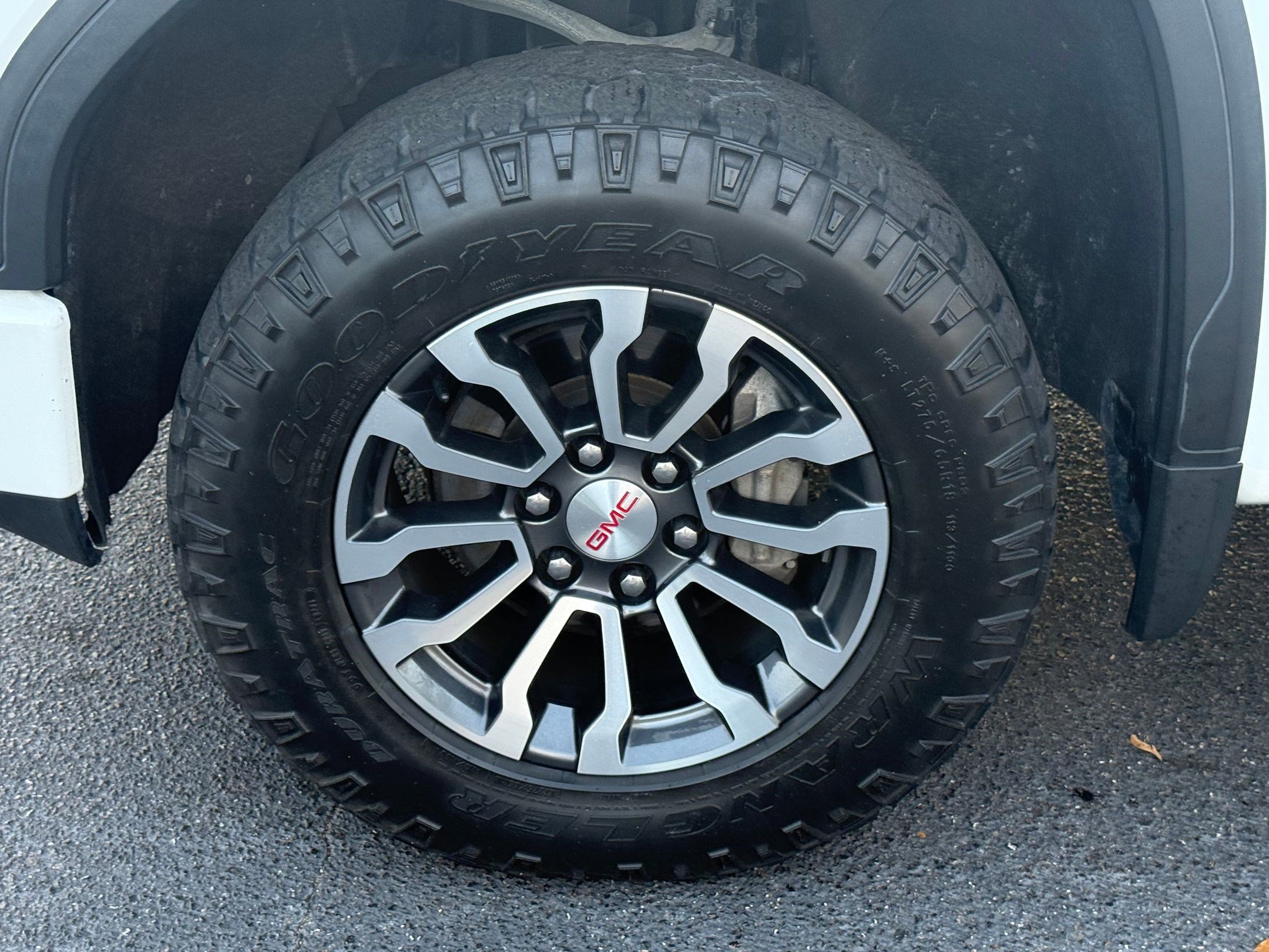 Used 2021 GMC Sierra 1500 AT4 w/ AT4 Value Package image 12