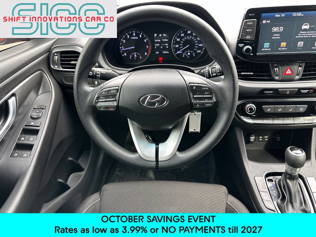 Used 2018 Hyundai Elantra GT FWD image 9
