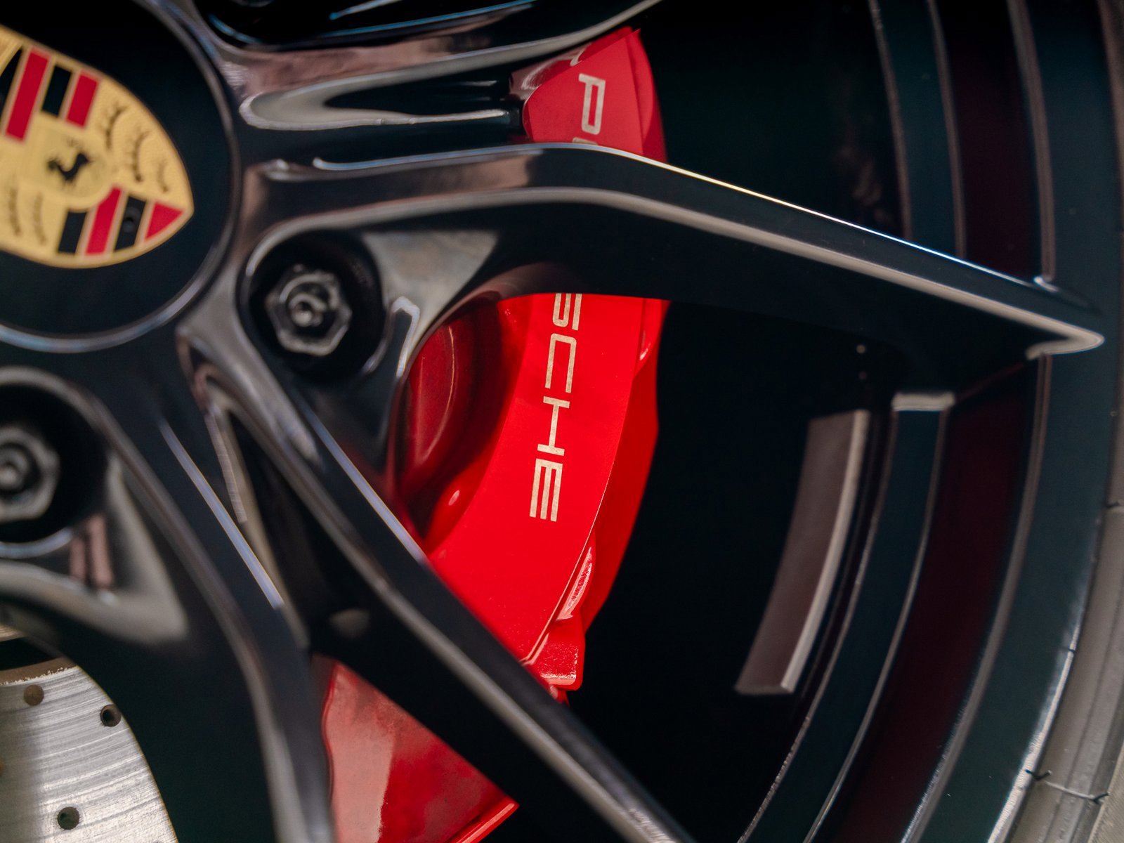 Used 2018 Porsche 911 Carrera 4S image 3