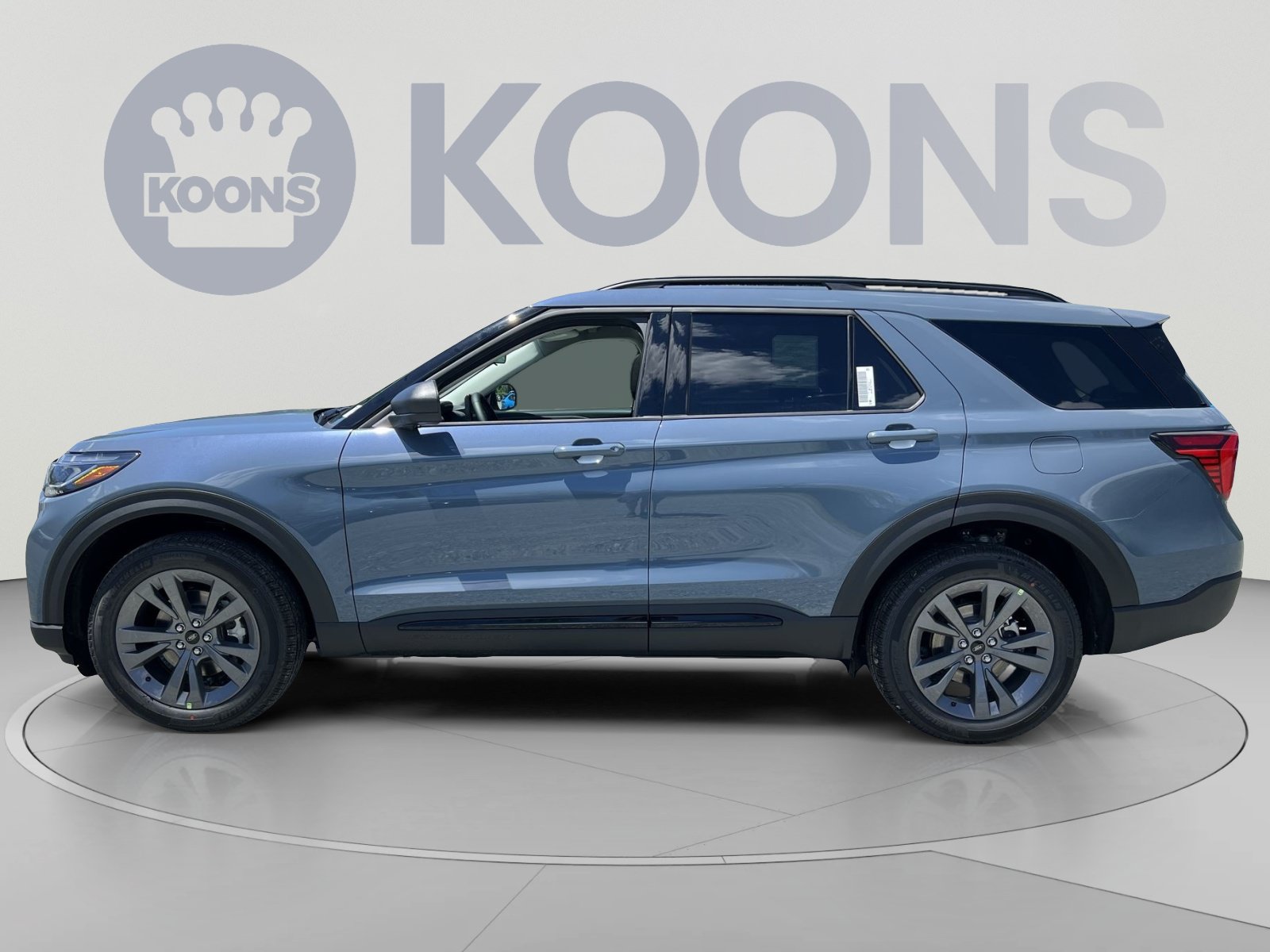 New 2026 Ford Explorer Active w/ Active Comfort Package AWD/4WD image 2