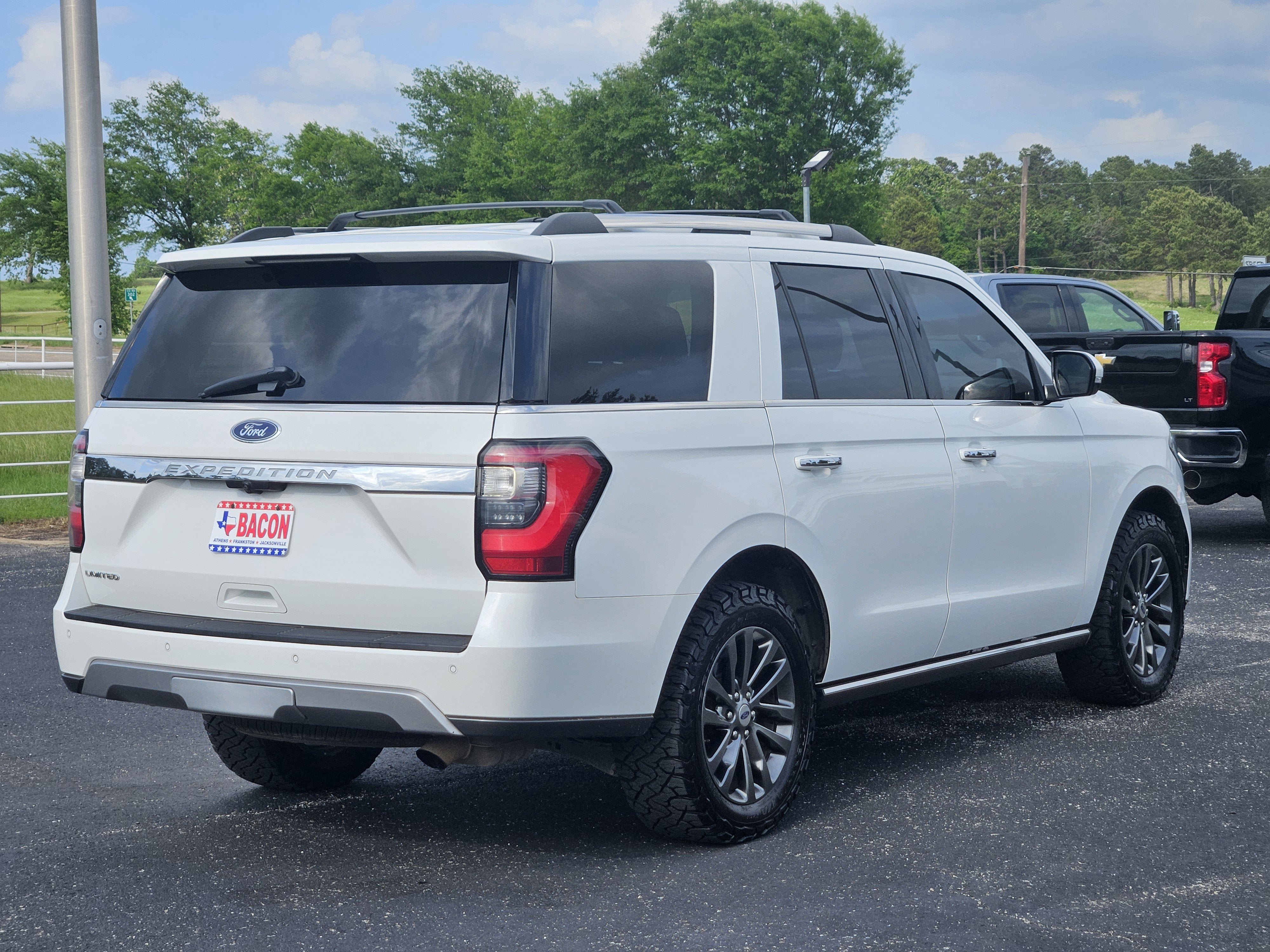 Used 2020 Ford Expedition Limited w/ Cargo Package RWD image 6