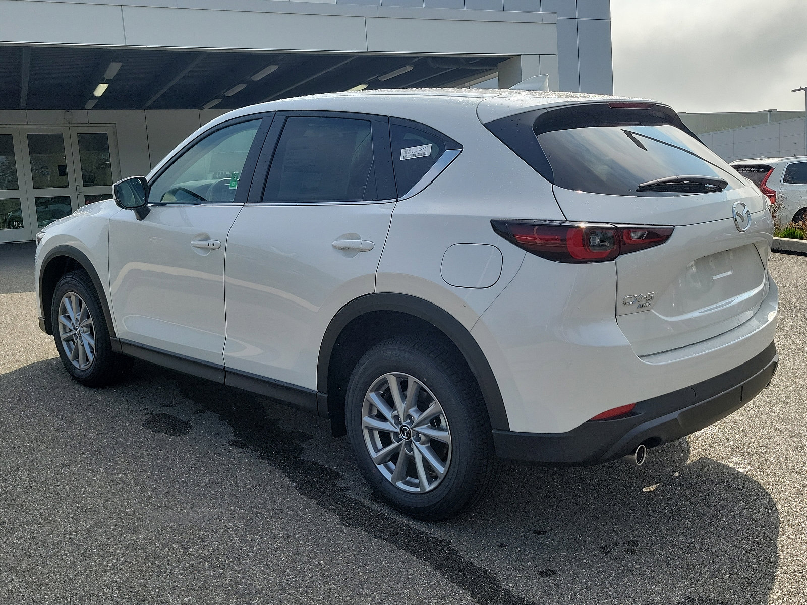New 2023 MAZDA CX-5 AWD 2.5 S w/ Select Package image 3