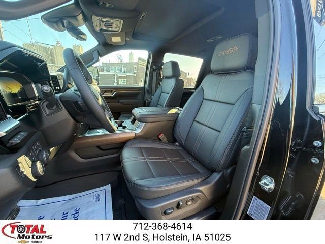 New 2026 Chevrolet Silverado 2500 High Country w/ High Country Premium Package AWD/4WD image 10