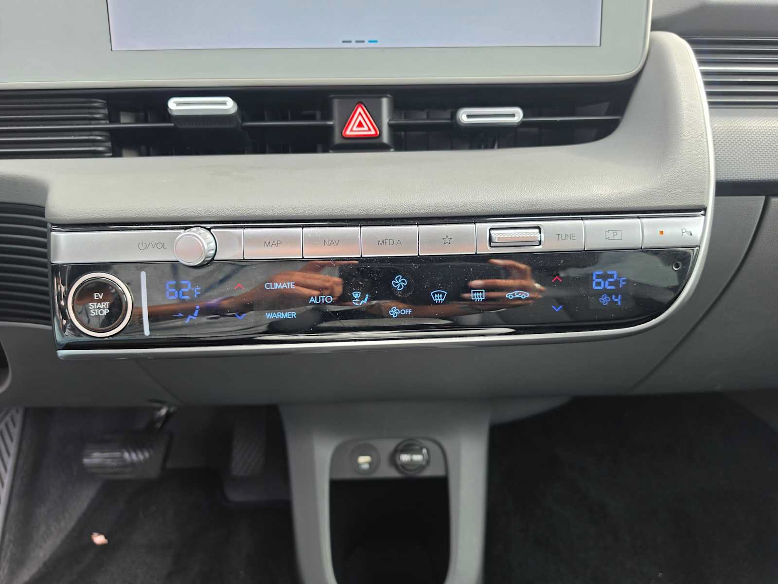 Used 2024 Hyundai Ioniq 5 SEL RWD image 29