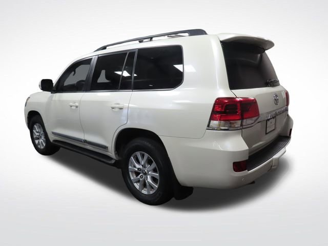 Used 2016 Toyota Land Cruiser image 3