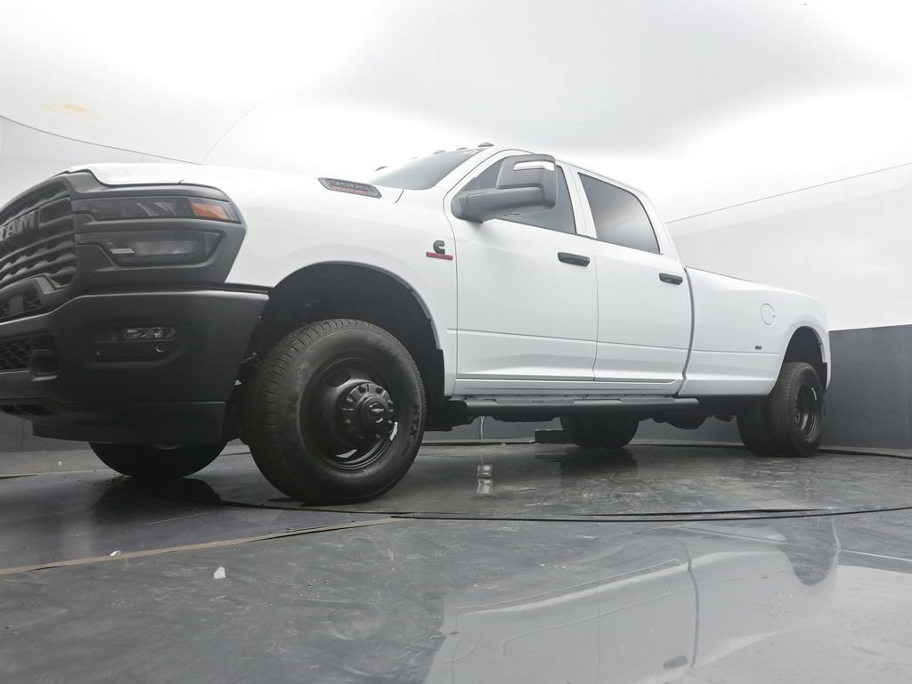 New 2026 RAM 3500 Tradesman AWD/4WD image 67