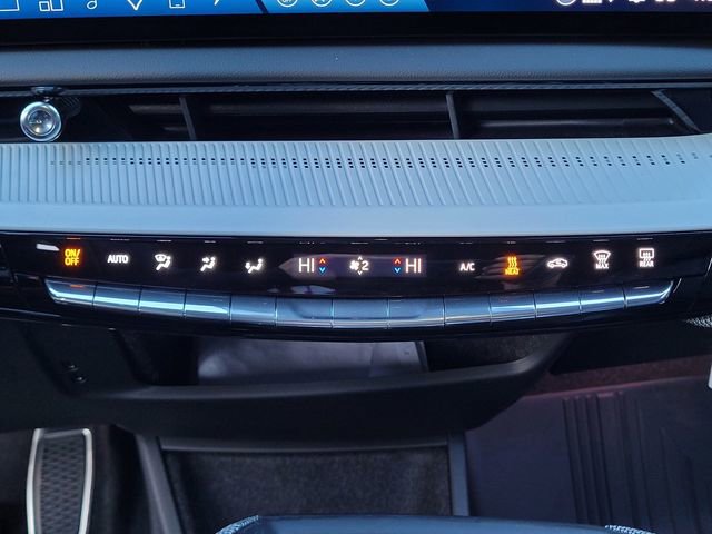 New 2026 Cadillac Optiq Sport 1 image 21