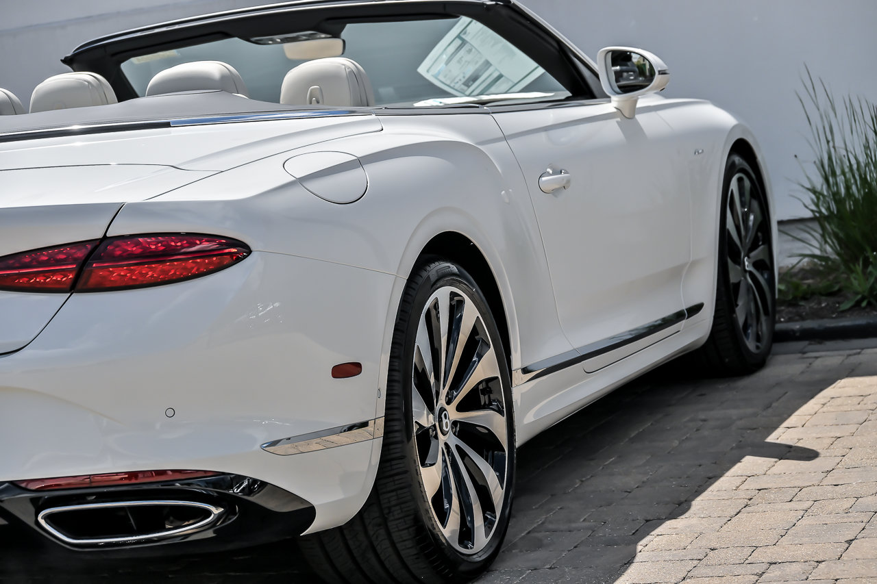 New 2026 Bentley Continental GT Azure AWD/4WD image 13