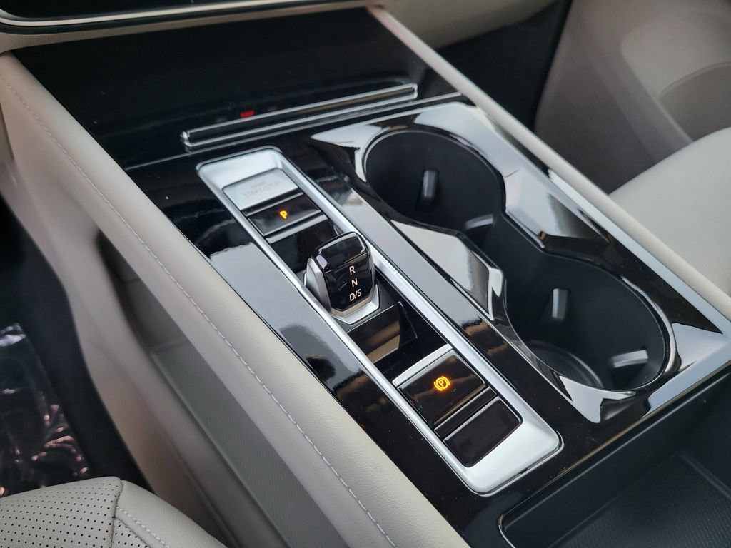 New 2026 Volkswagen Atlas SE image 10